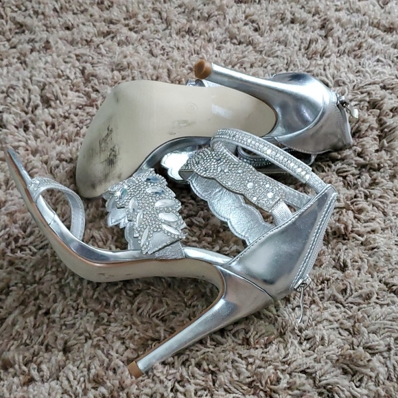 Beautiful Heels 👠 - Picture 3 of 8
